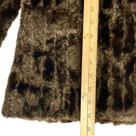 White Stag Faux Fur Coat Women M Brown Pocket Lined Luxury Classic Teddy Jacket - Picture 15 of 16